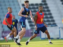 罗马冲刺阶段主帅复盘巴特勒在美国队比赛中出色防守，凯恩在SKT比赛中逆转瞬间刷屏